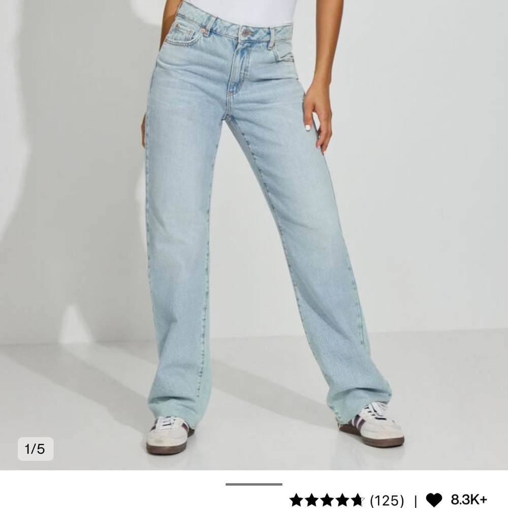 Straight Leg 90s Jeans
